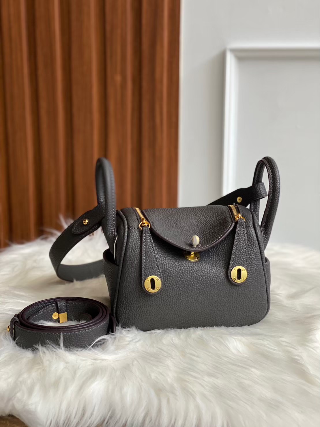 Mini LD 18 cm & 20 cm Lindy size แจ๋ว พร้อม Debut แล้วค่าพี่ๆ ตอกย้ำความปังของ LD collection ไม่ว่าจะทำมากี่ Size ก็หมดเกลี้ยง เติมสต็อคเเทบไม่ทัน การันตีความปังของนางด้วยไซส์จิ๋ว 18 cm ไปเลยค่า ใครว่าเล็กจะไม่เริ่ด คิดผิดค่ะ นางจุของเท่ารุ่นพี่ 20 เลยนะค