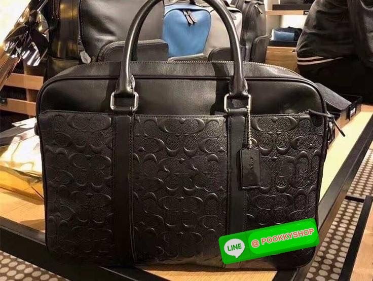 กระเป๋า PERRY SLIM BRIEF IN SIGNATURE CROSSGRAIN LEATHER (coach 72230) กระเป๋าเอกสาร หนังครอสเกรนซิกเนเจอร์ ด้านในมีซิป โทรศัพท์มือถือ และกระเป๋าอเนกประสงค์ ด้านในซองใส่แล็ปท็อป ปิดด้วยซิป ซับในด้วยผ้า ด้านนอกมีซิปและช่องใส่ของแบบสอด หูหิ้วพร้อมสายสะพายยา