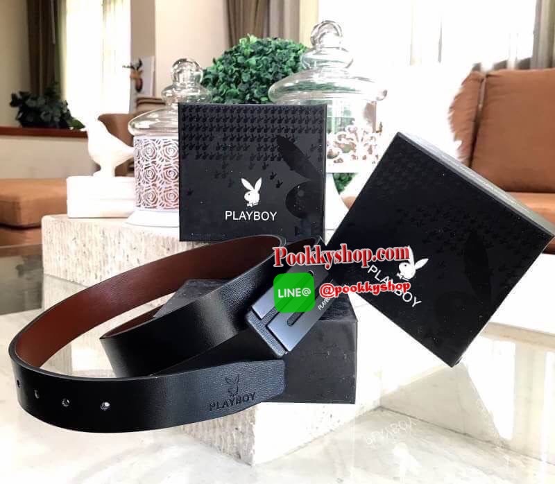 DON'T MISS! PLAYBOY MEN LEATHER BELT (Free Size) เข็มขัดหนังสีดำรุ่นสุดฮิตจาก Playboy หัวเข็มขัดโลหะดำตัดเงินปั้มโลโก้คุณภาพดีตามแบบฉบับของแบรนด์ดีไซน์คลาสสิคเข้าได้กับทุกชุดสามารถปรับได้หลายระดับ มาพร้อมกล่องแบรนด์สามารถมอบเป็นของขวัญได้ ไอเท็มนี้ M