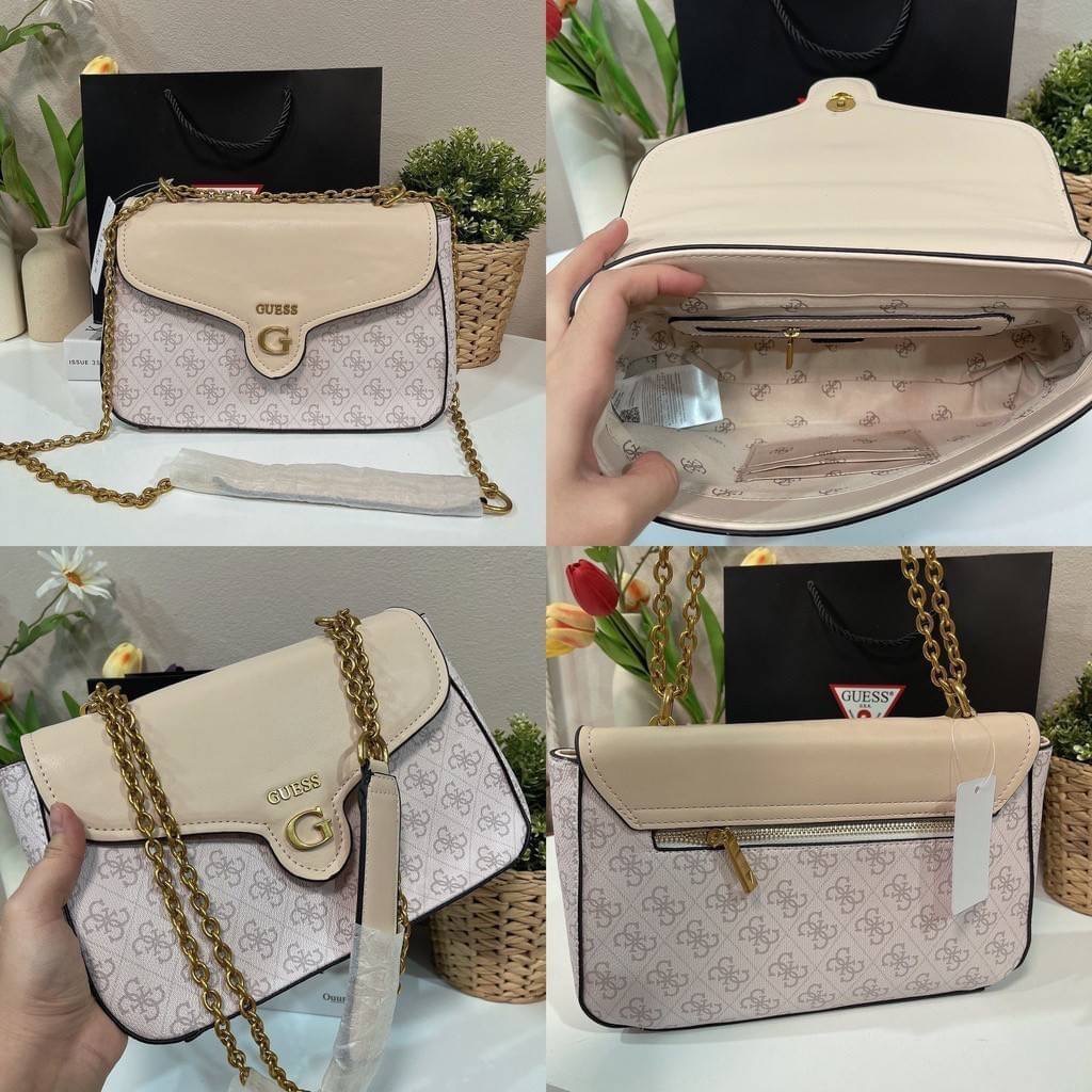 Guess แท้ outlet รุ่นนี้ ทั้งสวย ทั้งน่ารัก มีความหรู ดูดีมากกกก ต้องเก็บนะคะ