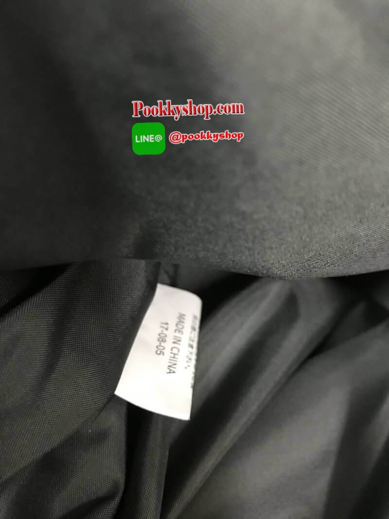 New Arrival!! Anello Cotton Canvas 2WAY Tote Bag คอลเลคชั่นล่าสุด สวยเก๋กับลูกเล่นของโลโก้แบรนด์ที่มีตัวOอักษรสุดท้ายเป็นหูจับ สีลโก้ดูโดดเด่น วัสดุผ้าคอตตอนแคนวาส เปิดปิดด้วยกระดุมแม่เหล็ก ภายในกว้างและลึก มี1ช่องซิปเก็บของสำคัญ สายสะพายปรับความยาวได้ฟรี