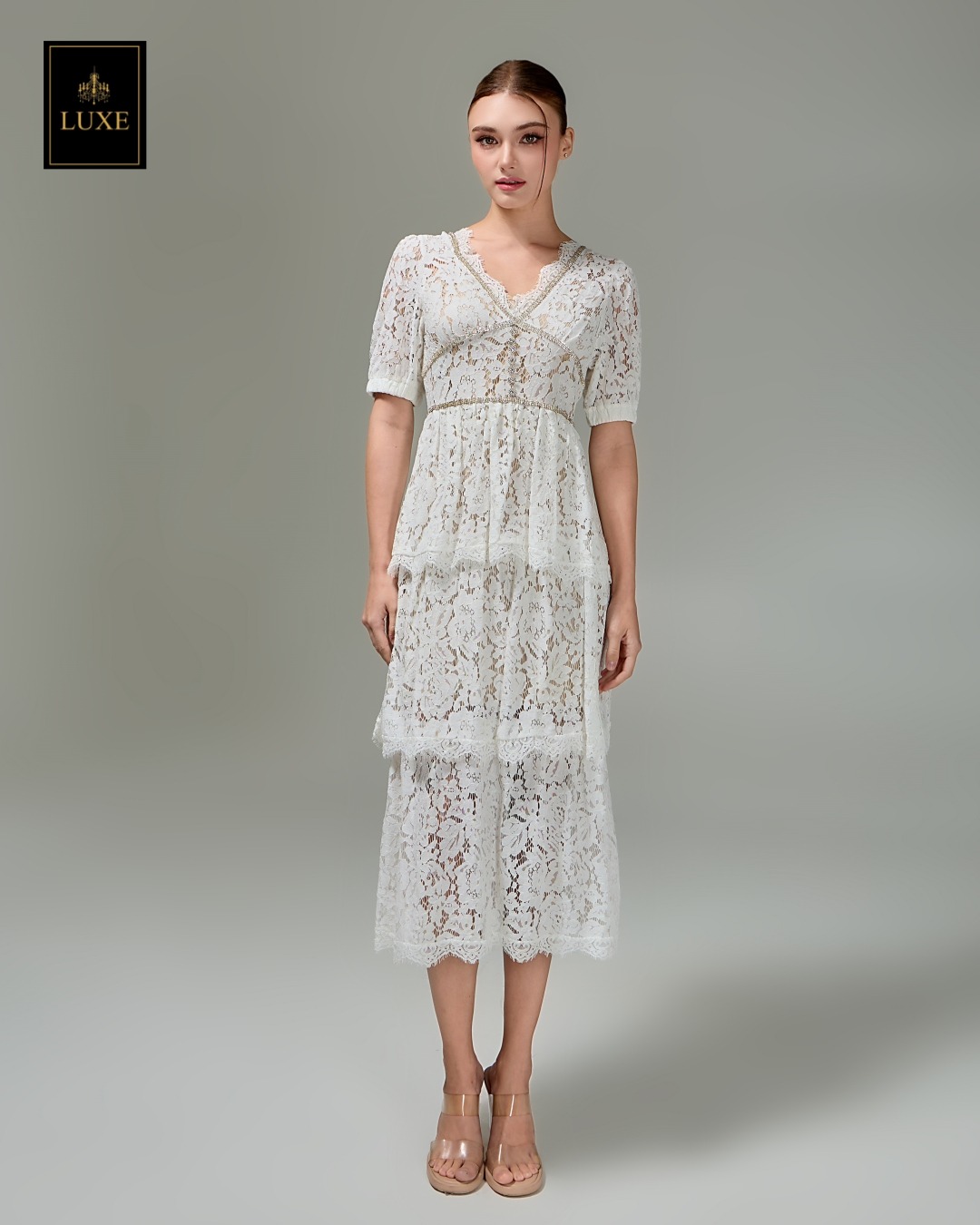 เดรสแฟชั่น เดรสเสื้อคอวีแขนตุ๊กตา กระโปรงต่อ3ชั้นรูดระบาย