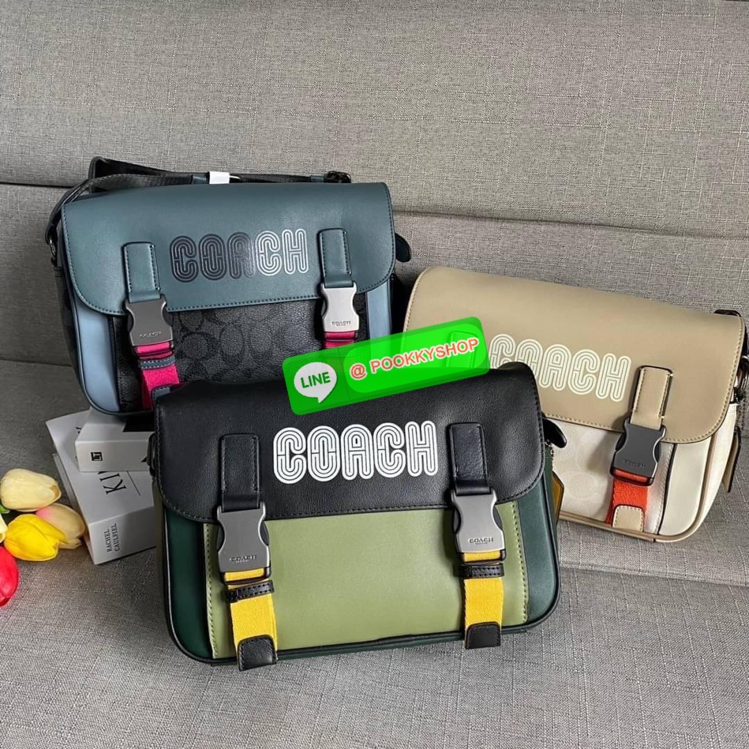 COACH TRACK CROSSBODY IN COLORBLOCK SIGNATURE CANVAS WITH COACH PATCH (C6657) 🛍🛍กระเป๋าสะพายทรงแมสเซ็นเจอร์ ทรงสวยรุ่นที่ต้องมีติดตัวคะหนุ่มๆ จุของได้เยอะมากแบ่งเป็นสัดเป็นส่วน วัสดุหนังแคนวาสสลับหนังแท้ กระเป๋ามีตัว ล็อค มีซิปด้านใน ด้านห