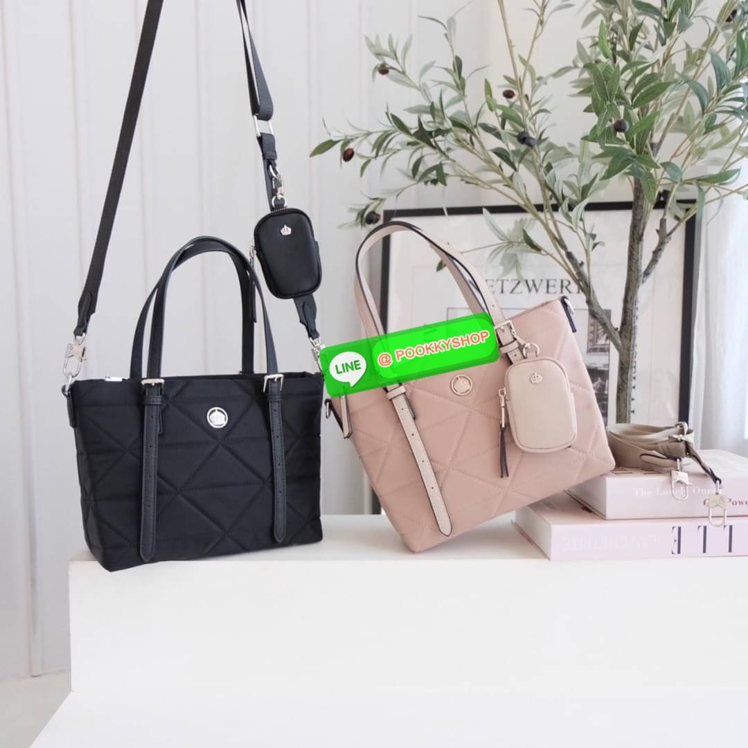 👑รุ่นขายดีล่าสุด กระเป๋า รุ่น COZY ทรง 𝗦𝗛𝗢𝗣𝗣𝗜𝗡𝗚 𝗕𝗔𝗚 size M (กลาง) ที่ผลิตจากวัสดุ Signature ของทางแบรนด์ 𝗡𝗬𝗟𝗢𝗡 𝗡