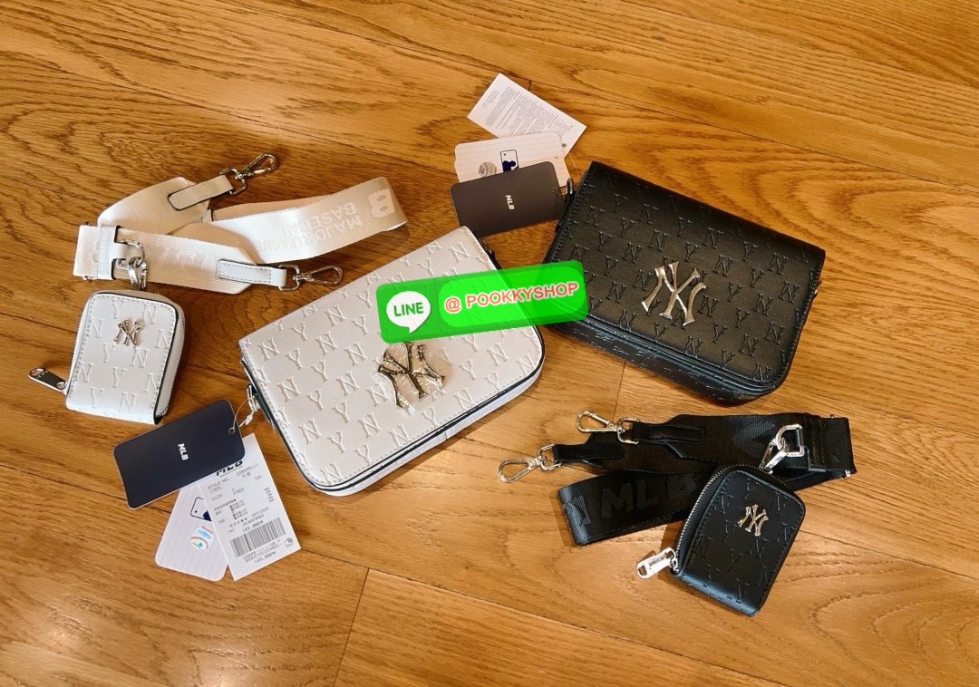 NEW IN! ใบจริงน้องสวยมากๆ คุ้มแก่การมีติดตัว! MLB MONOGRAM EMBO CROSS BAG 💌พร้อมส่ง! ใครมีแล้วหรือจะมีเพิ่มหรือซื้อเป็นของขวัญให้เพื่อนๆรุ่นนี้ไม่ทำให้ผิดหวังค่ะ หนังแท้อย่างดี ปั้มลายแบรนด์ทั้งใบ