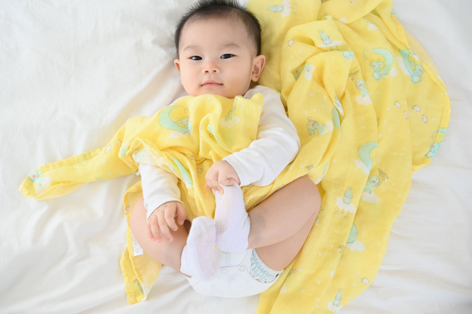 Sofflin ผ้าอ้อมใยไผ่ ผ้าอ้อมมัสลิน ผ้าห่อตัวเด็ก เนื้อนุ่ม ขนาด 76*76 cm (30 นิ้ว)