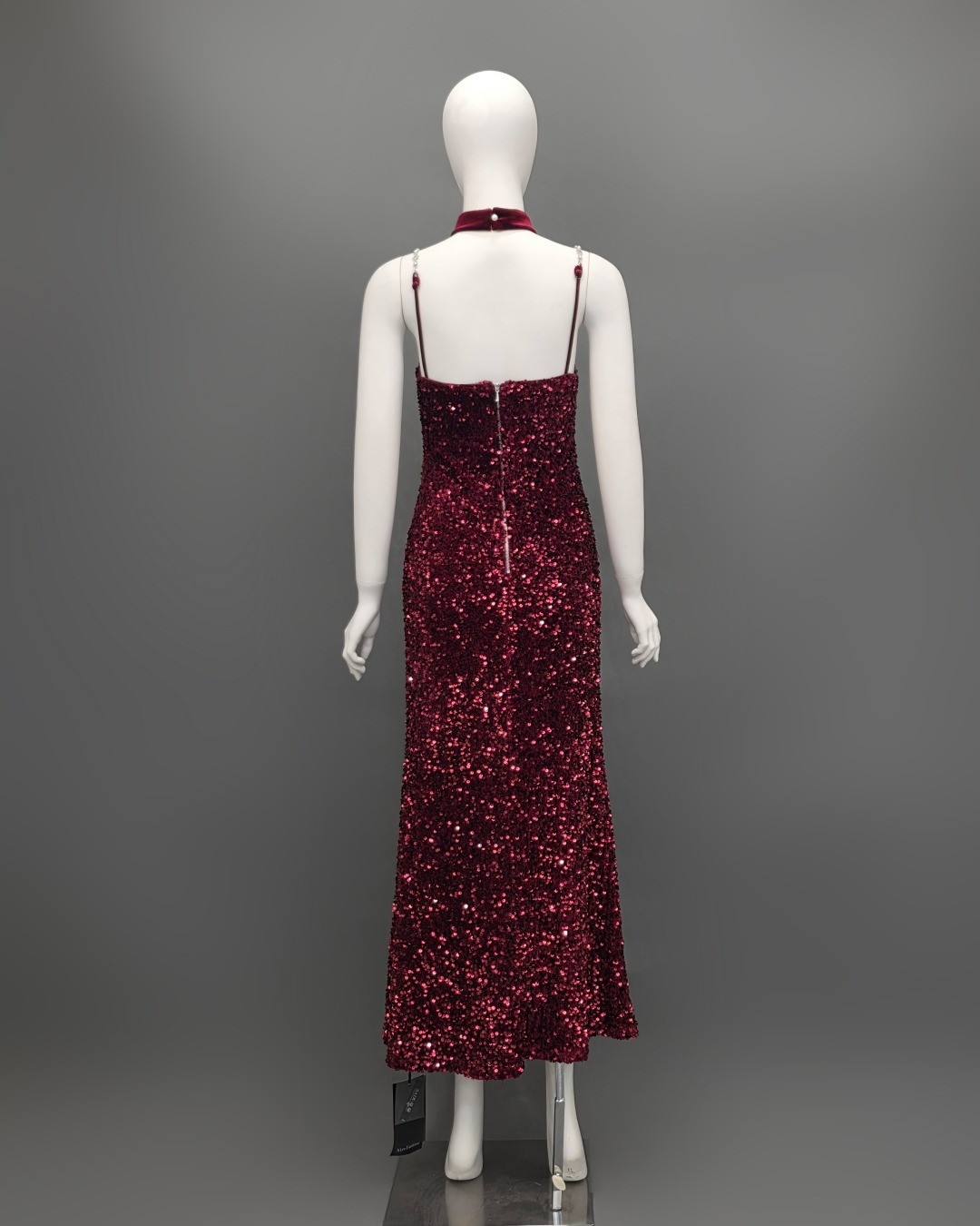 เดรสแฟชั่น เดรสเสื้อสายเดี่ยว กระโปรงยาวทางเอ