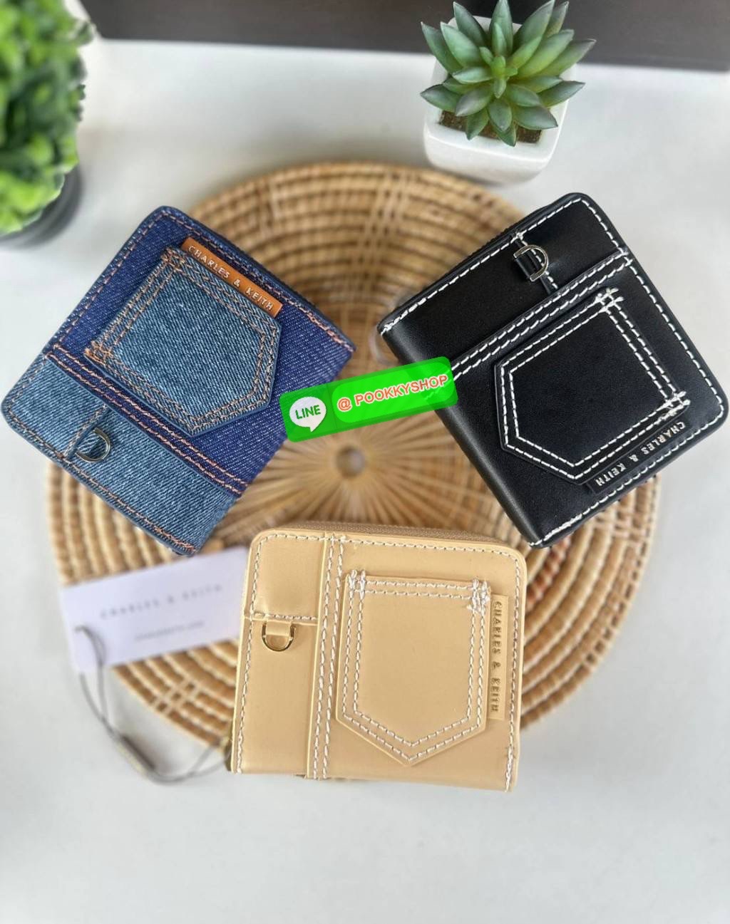 Charles&Keith แท้ Outlet ส่งฟรี กระเป๋าสตางค์ใบสั้น
