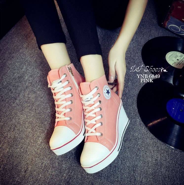 แบบใหม่พร้อมส่ง รองเท้าผ้าใบหุ้มข้อนำเข้าเสริมส้น Style Converse วัสดุผ้าแคนวาส ส้นPU มีซิปด้านข้างใส่ง่าย ทรงสวยฮิตขนาดนี้ รีบจองกันนะคะสาวๆ