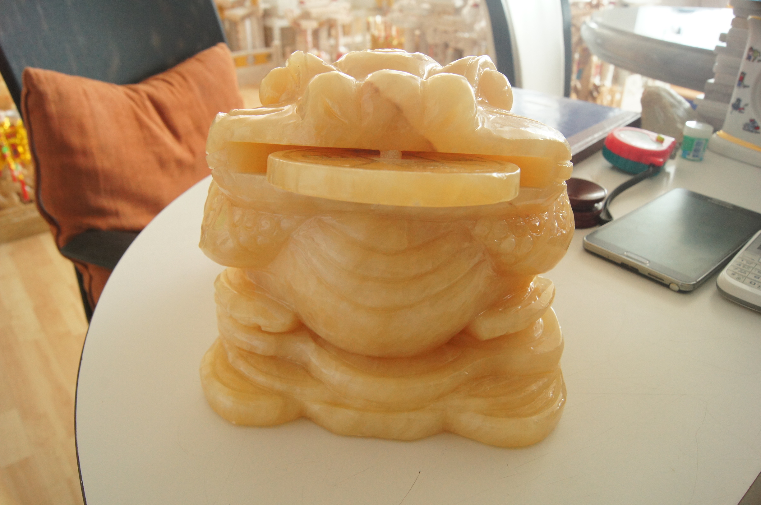 กบคาบเหรีญ ขนาด กว้าง 20 สูง16 cm