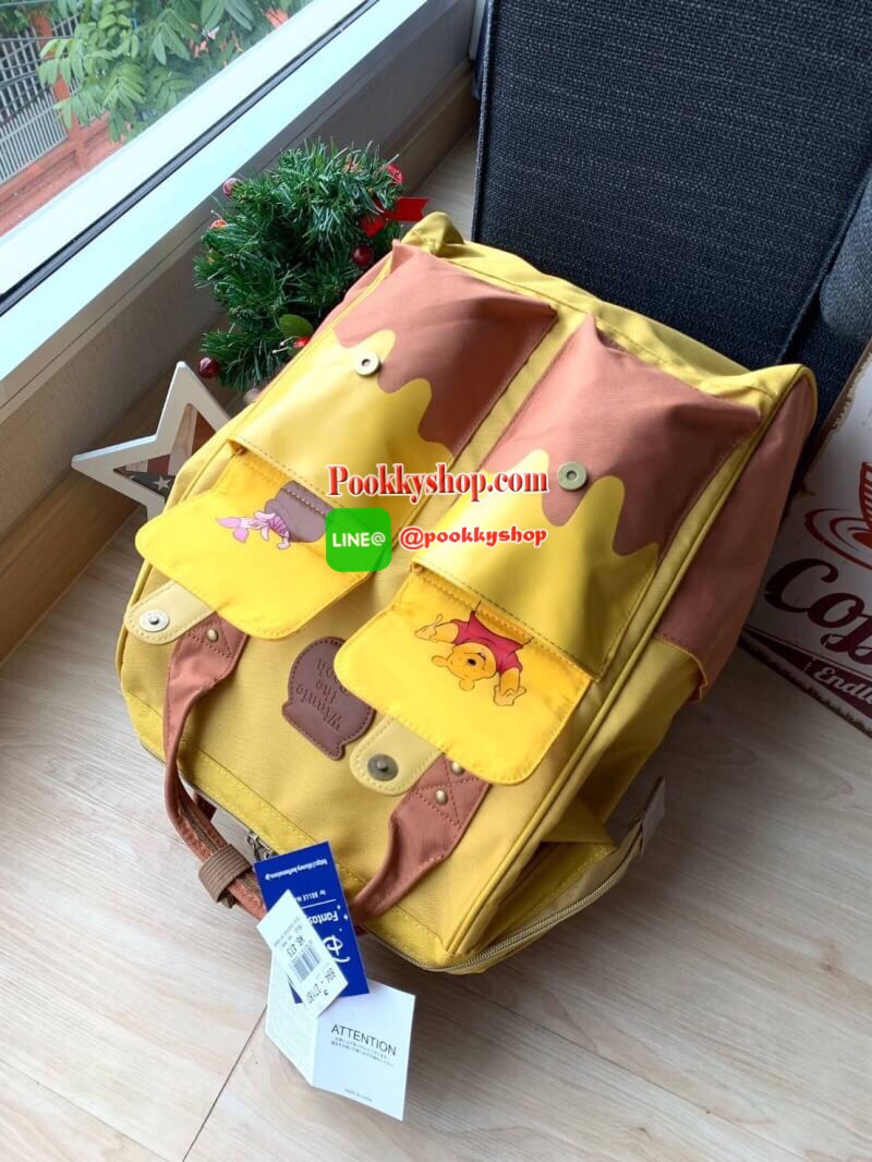 Belle Maison's Disney Fantasy Bags! รุ่น Classic Backpack จากBellemaison แห่งเดียวในประเทศญี่ปุ่น มีรูปโฉมและสไตล์ใช้งานคล้ายแบรนด์ Anello แต่งแต้มสีสันและลวดลายเพิ่มเติมลงบนกระเป๋าจากเหล่าการ์ตูนของดิสนีย์ เป็นรุ่นลิมิเตทสุดๆที่ออกมาไม่บ่อยเลยคร้า!!