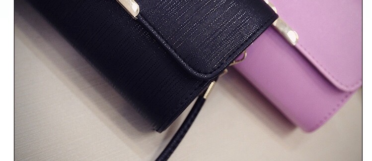 กระเป๋าสตางค์ กระเป๋าคลัชมือ กระเป๋าสะพายข้าง สีดำ เนื้อสวย เรียบหรู คุณหนูมากๆคะ size :ยาว19*สูง12*หนา 6cm