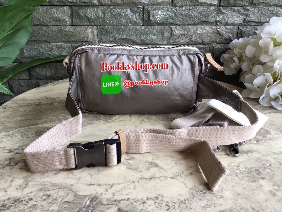 Kipling Yoku Medium Crossbody bag convertible to waistbag กระเป๋าคาดอกและสะพายข้าง คอลเลคชั่นใหม่ล่าสุดจาก Part of the Edgeland Plus วัสดุ100% polyester วัสดุกันน้ำ สีสันสไตล์วินเทจ ดูเป็นเอกลักษณ์ น้ำหนักเบา สะพายแล้วคล่องตัว ภายในกว้าง ใส่กระเป๋าเงินใบย