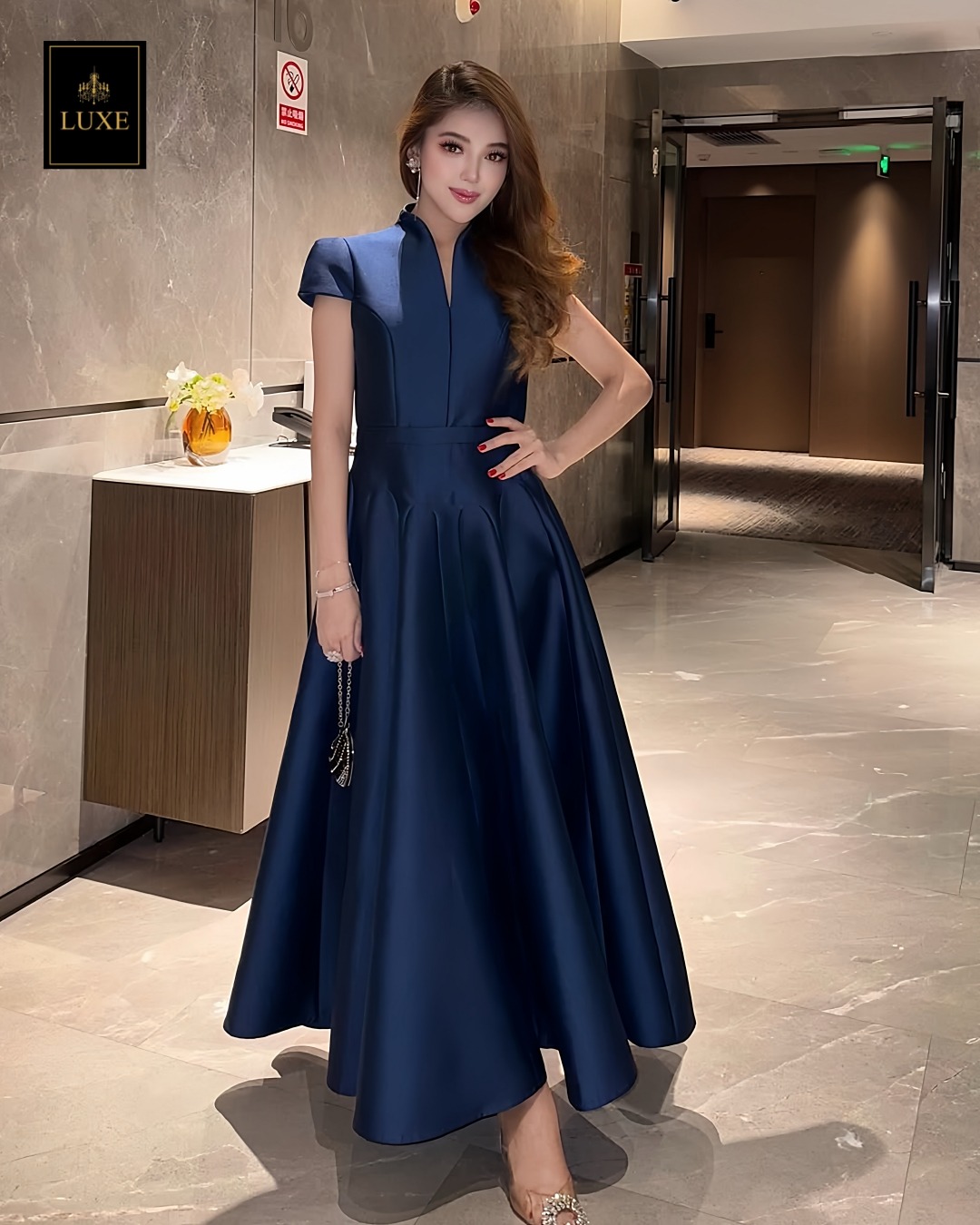 เดรสแฟชั่น เดรสเสื้อคอตั้ง แขนสั้น กระโปรงบาน