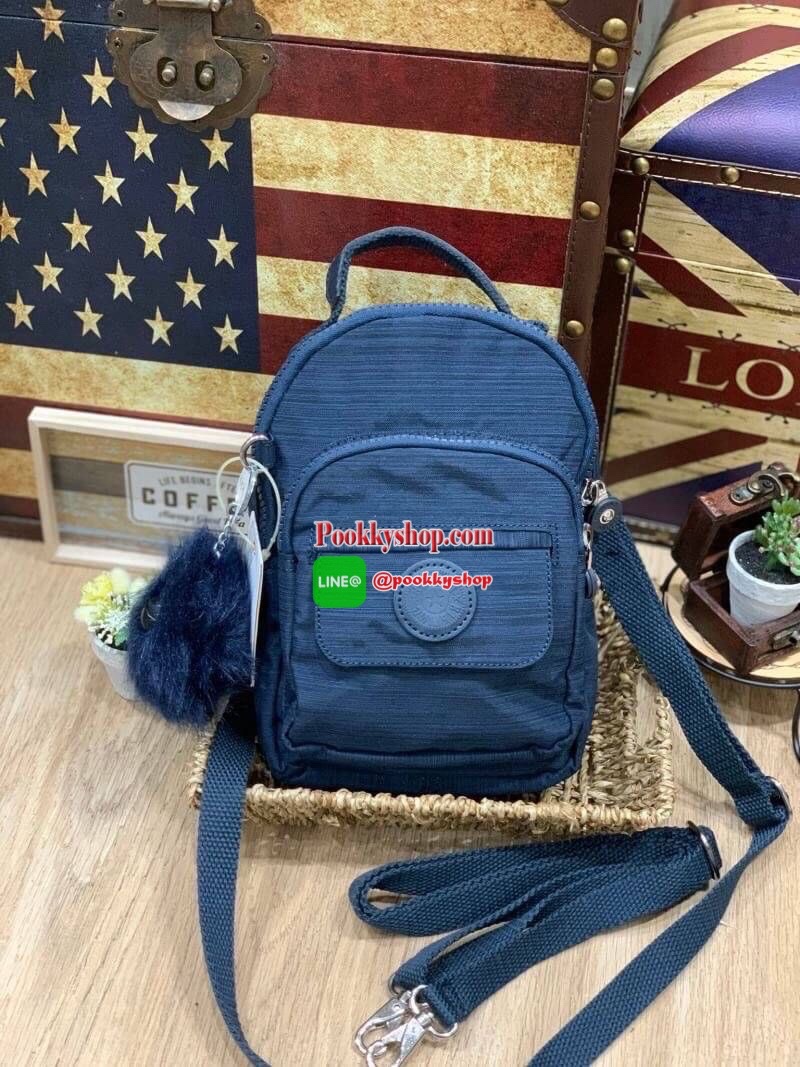 Kipling alber solid Convertible mini backpack (HD7349) กระเป๋าเป้ขนาดมินิ สไตล์3in1 ที่สามารถถือ/สะพายข้างหรือเป็นเป้ก็ได้ มีช่องซิปใช้งาน2ช่อง ภายในแบ่งเป็นช่องเล็กใส่ของจุกจิก ด้านหน้าเพิ่มช่องเล็กเปิดปิดด้วยกระดุมแม่เหล็ก มาพร้อมพวงกุญแจลิงขนปุกปุยและส
