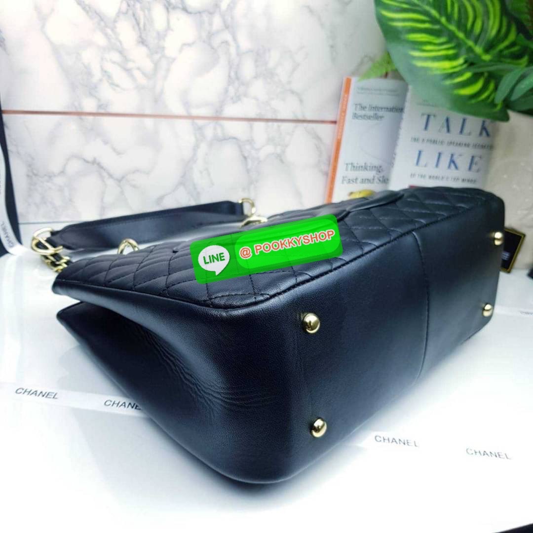 CHANEL BAG VIP GIFT WITH PURCHASE (GWP) จาก CHANEL DUTY FREE COUNTER (CHN546) กระเป๋าสะพาย รุ่น tote ทรงสวย ขนาดกำลังดี จุของได้เยอะ