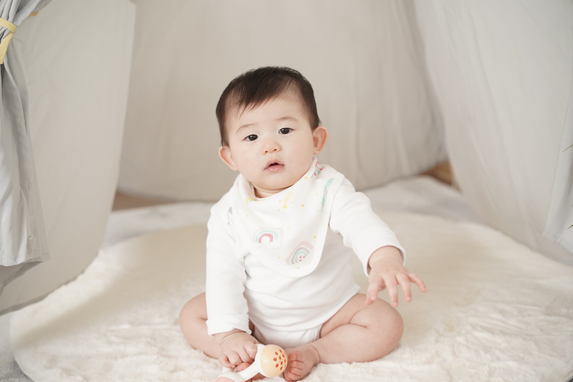 Sofflin Triangle bibs ผ้ากันเปื้อนใยไผ่ ผ้ากันเปื้อนเด็ก ทรงสามเหลี่ยมสุดน่ารัก