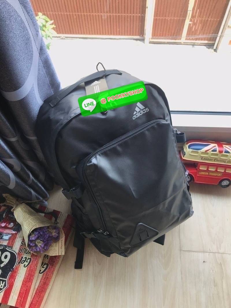 Adidas Adidas BTS BP1 [AZ8644] Backpack Black กระเป๋าเป้สะพายหลัง รูปทรงคลาสสิคคลาสสิกเรียบง่ายในแบบอาดิดาส รองรับทุกการใช้งานที่คต้องการ กระเป๋าสะพายหลังใบนี้ผลิตจากโพลีเอสเตอร์เบาและกันน้ำ ออกแบบให้จุได้เยอะและเก็บทรงไม่ให้ดูเทอะทะ ไม่ว่าจะเป็นหนังสือหร