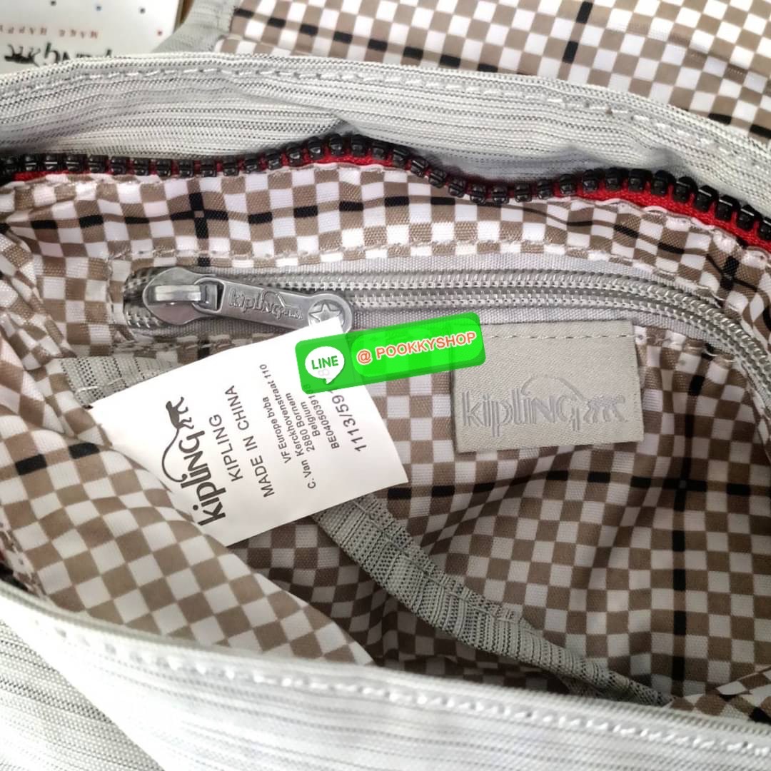 KIPLING SABIAN CROSSBODY MINI BAG กระเป๋าสะพายข้าง วัสดุ Nylon & Polyester 100% ขนาดเล็กกำลังน่ารัก เปิด-ปิดด้วยฝาปิดกระดุมแม่เหล็กและซิปแบรนด์ ด้านในทีแท็กแบรนด์