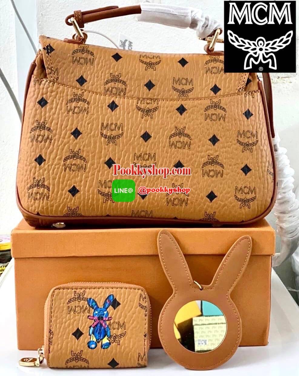 MCM Messenger & Shoulder Bags แถมพวงกุญแจกระจกกระต่าย กล่อง กระเป๋าใส่เหรียญ