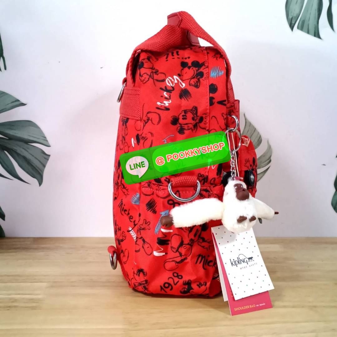 KIPLING 3 WAYS MINI BACKPACK ซับในลายตาราง กระเป๋าสะพาย 3 Ways รุ่นใหม่ วัสดุ Nylon & Polyester 100% หูหิ้วหนังปั๊มชื่อแบรนด์ สายสะพายยาวเลื่อนปรับได้ free size และ สามารถถอดได้ สามารถถือหรือสะพายได้ จะสะพายไหล่ สะพายเฉียง Crossbody หรือจะคล้องสายเป็นเป้ส