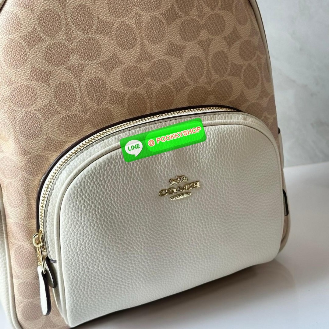 Coach Court Backpack In Signature Canvas 🔖กระเป๋าเป้สะพายหลัง ขนาดกำลังดี สะพายได้ทุกโอกาส 🔖วัสดุ : หนังแคนวาส ตัดหนังแท้ 🔖เปิด-ปิดแบบซิป ด้านในมีกระเป๋าซิปและกระเป๋าอเนกประสงค์ ปิดด้วยซิปคู่ มีซับในผ้า มีช่องซิปด้านนอก 🔖สา