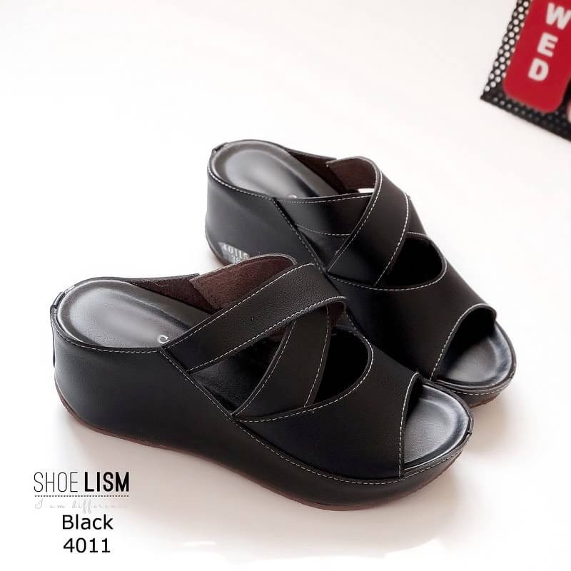 มาใหม่พร้อมส่งคร้า! รหัส 4011 รองเท้าส้นเตารีด ใส่ชิวๆรับลมร้อน พื้นนิ่มใส่สบาย หนังpu รับสรีระของรูปเท้า ใส่ลำลองได้ทุกโอกาส สาวๆหารองเท้าคู่ใจต้องคู่นี้เลยจ้า!!