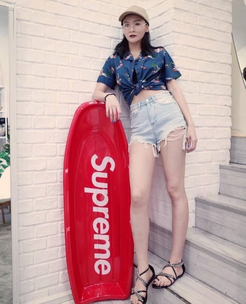 V76-4พร้อมส่ง รองเท้ารัดส้น ซิปหลัง งานโซ่ แน่ๆ สวยมาก หน้าสานไขว้ ส้นแบน งานทำงานจากpu นิ่ม ดีไซน์เก๋ น้ำหนักเบา กระชับ เดินง่าย เข้ากับเสื้อผ้าได้ทุกชุดเลยจ้า