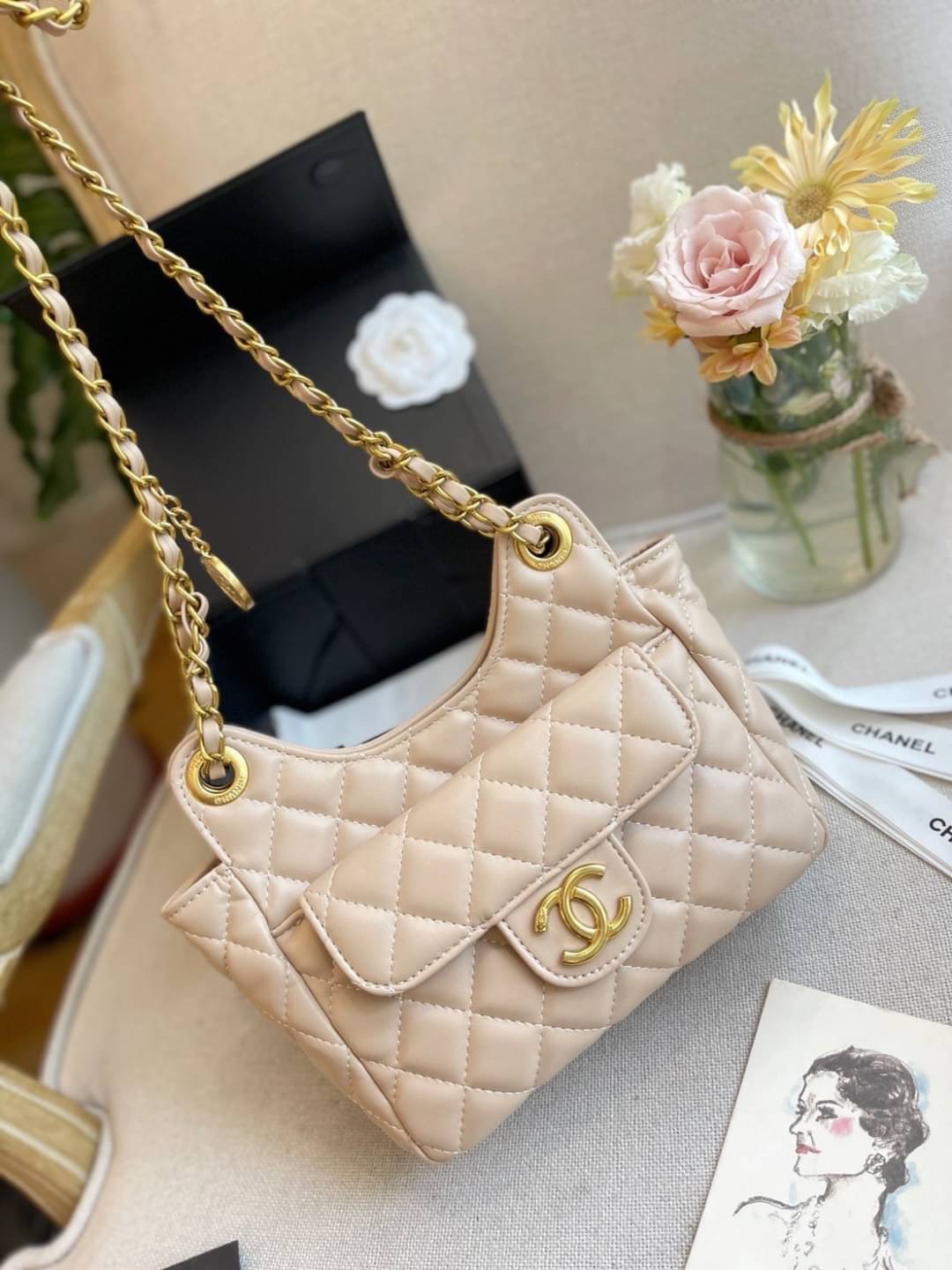 Chanel SMALL TOTE Lambskin