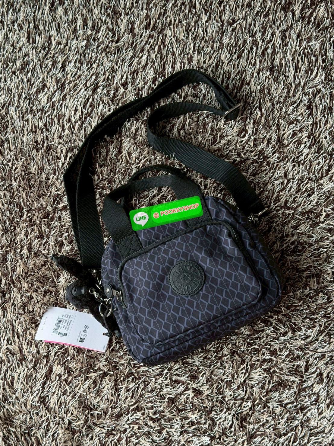 💕Kipling Unisex Shoulder Bag Defea กระเป๋าสะพายข้าง Defea Mini ที่ตอบโจทย์ทุกวันของคุณ ไม่ว่าคุณจะออกไปทำธุระประจำวัน หรือพบปะกับเพื่อนฝูง Defea Mini เป็นกระเป๋าที่น่ารักและน้ำหนักเบา ที่สุดในคอลเล็กชัน