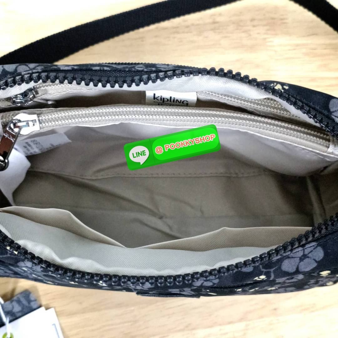 KIPLING Monkey program K16217 Seoul up sling bag รุ่น 3 ซิป สะพายข้าง ขนาดเล็กทรงสี่เหลี่ยมผืนผ้า วัสดุ Nylon 100% หลสกหลายฟังก์ชั่นใช้งาน ครบครันในใบเดียว