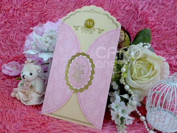 การ์ดแต่งงาน การ์ดเรียบหรู คลาสิค แนวตั้ง แบบสอด