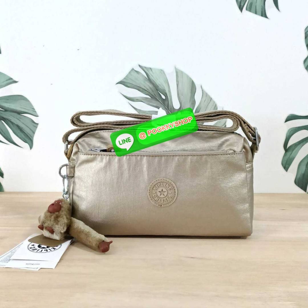 KIPLING Monkey program K16217 Seoul up sling bag รุ่น 3 ซิป สะพายข้าง ขนาดเล็กทรงสี่เหลี่ยมผืนผ้า วัสดุ Nylon 100% หลากหลายฟังก์ชั่นใช้งาน ครบครันในใบเดียว