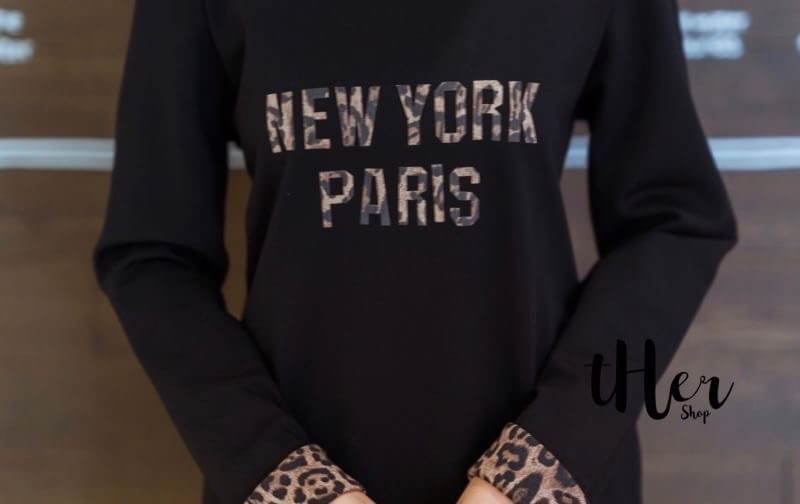 • tHer sHop • มาเพิ่มค่า Long Dress เดรสคอกลมแขนยาวทรงสวย ดีเทลแต่งปลายแขนลายเสือด้านหน้าสกรีนตัวอักษร แต่งกระเป๋าข้าง ใช้เนื้อดี ผ้าหนานิ่มใส่สวย ตัวเดียว ใส่เที่ยวใส่ชิวได้เลยค่ะ