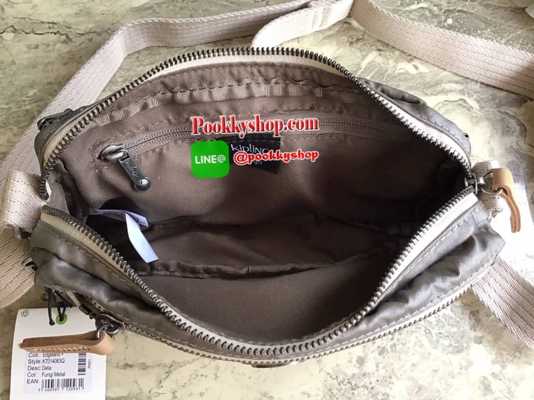 Kipling Yoku Medium Crossbody bag convertible to waistbag กระเป๋าคาดอกและสะพายข้าง คอลเลคชั่นใหม่ล่าสุดจาก Part of the Edgeland Plus วัสดุ100% polyester วัสดุกันน้ำ สีสันสไตล์วินเทจ ดูเป็นเอกลักษณ์ น้ำหนักเบา สะพายแล้วคล่องตัว ภายในกว้าง ใส่กระเป๋าเงินใบย