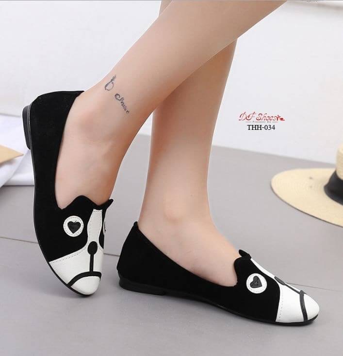 สินค้าพร้อมส่ง รองเท้าคัชชูสันเตี้ยนำเข้า วัสดุผ้าสักหลาด ดีไซน์ด้านหน้าปักรูปแมวหมาน่ารัก น้ำหนักเบา สวมใส่ง่ายค่ะ