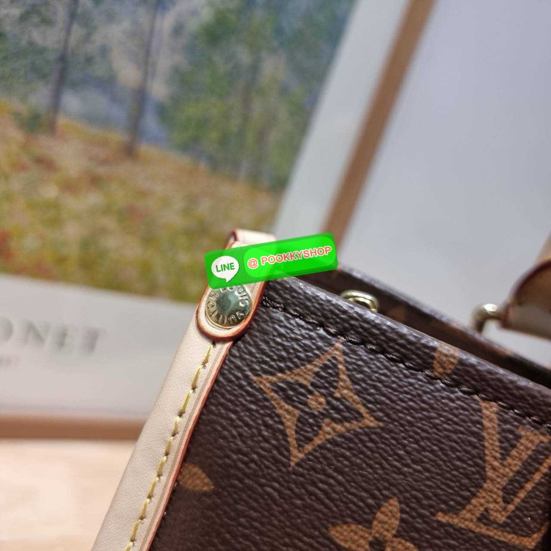 LV popincourt handle bag 🔆 Details ไอเท็มสุดคลาสสิคหายาก กระเป๋าถือดีไซน์หรู ด้วยความเป็นโมโนแกรมเอกลักษณ์ สวยดูแพง ขนาดกำลังสวย ทำให้ถือไปไหนมาไหนได้คล่องตัว
