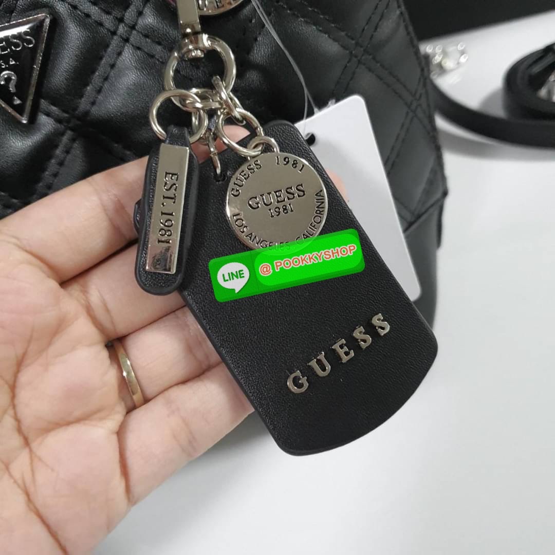 NEW ARRIVALS!! ✨ กระเป๋าถือทรงหรู GUESS CESSILY SMALL DOME SATCHEL HANDBAG วัสดุหนังสังเคราะห์นิ่มมืออะไหล่เงินทั้งใบ มีพวงกุญแจกิมมิคแบรนด์ประดับด้านหน้า เปิดปิดด้านซิปยาว ด้านในใส่กระเป๋าสตางค์ใบกลาง มือถือ ได้สะดวก พร้อมช่องซิป+ช่องใส่ของแยกให้