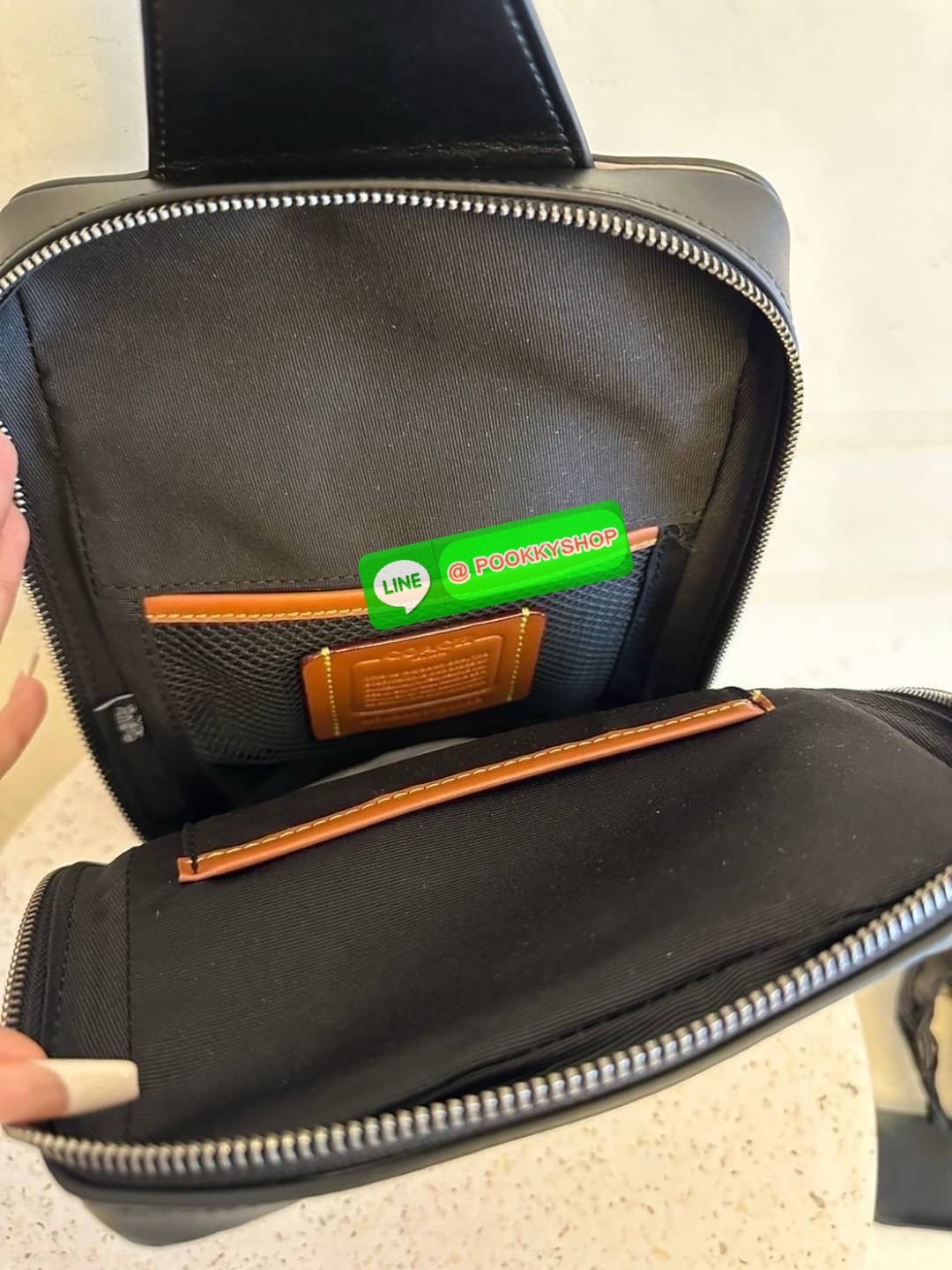 Coach C5331 Signature Gotham Pack กระเป๋า Sling Bag หนังเรียบหรู ใส่ได้ทุกวัน เท่แต่สุภาพในใบเดียว