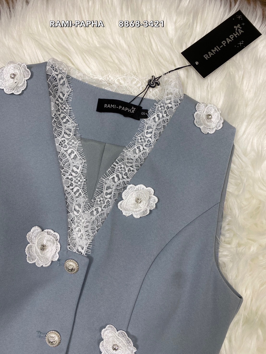 ชุดเซทแฟชั่น ชุดเซต โทนสีฟ้าครามสีสวยหรูมากๆค่ะ ดีเทลแต่งดอกไม้3Dประดับเพชร