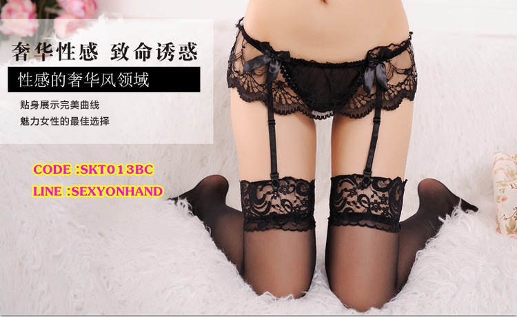 สายรัดถุงน่อง Stocking แต่งระบายลูกไม้ สีดำ พร้อมG-string ในตัว