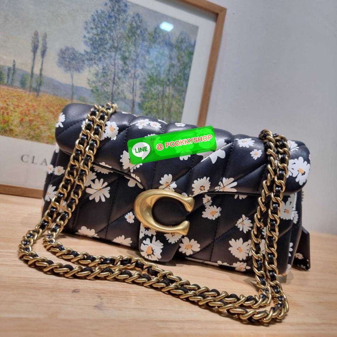 COACH CR705 TABBY SHOULDER BAG 26 WITH QUILTING AND FLORAL PRINT 🔆 Details ไอเท็มใหม่ สวยเกินเรื่องไปมาก! ดีไซน์ลวดลายดอกไม้สดใสตัดกับโทนสีคลาสสิคได้อย่างลงตัว