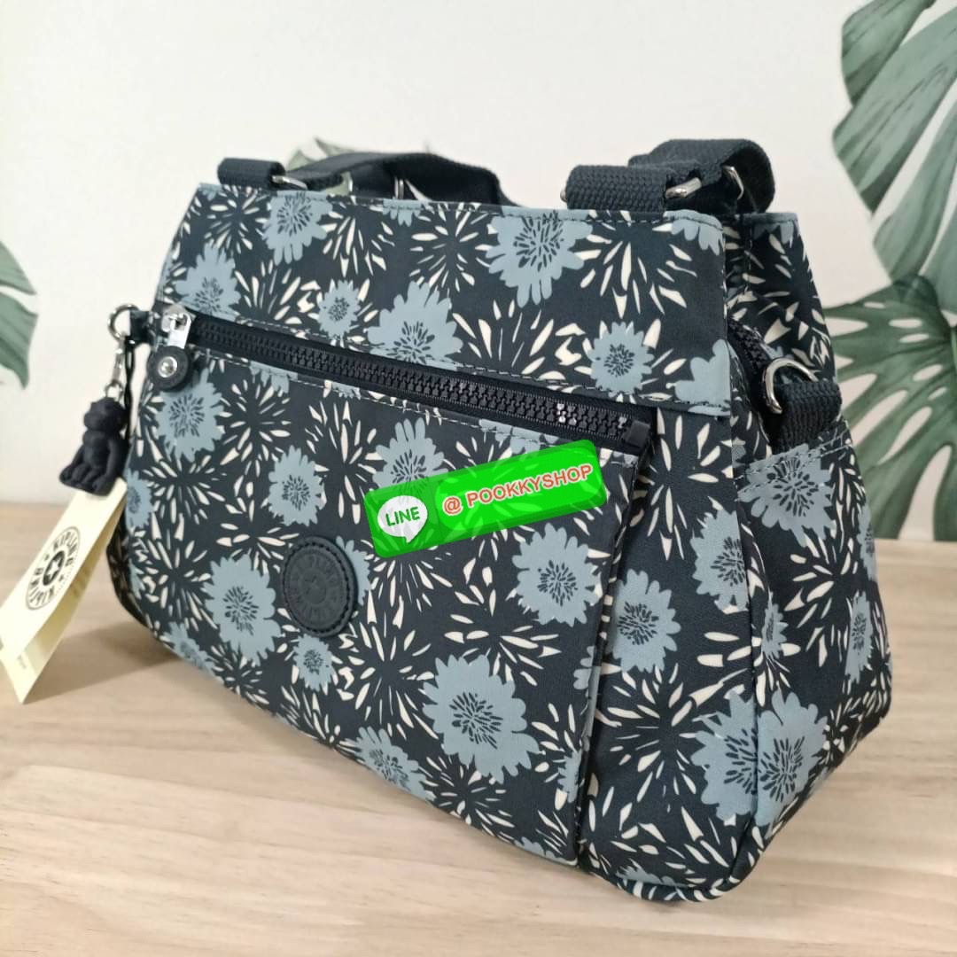 Kipling Damen Orelie Henkeltasche handbag กระเป๋าถือหรือสะพาย ขนาดกลาง วัสดุ Nylon 100% หูถือสูง 7 นิ้ว สายสะพายยาว 126ซม. มีช่องแยกใช้งานหลายช่อง ประกอบด้วย -ด้านหน้า ช่องซิปลึกถึงฐานกระเป๋า -ด้านหลัง ช่องซิปลึกถึงฐานกระเป๋า -ช่องใช้งานหลักด้านใน 3 ช่อง