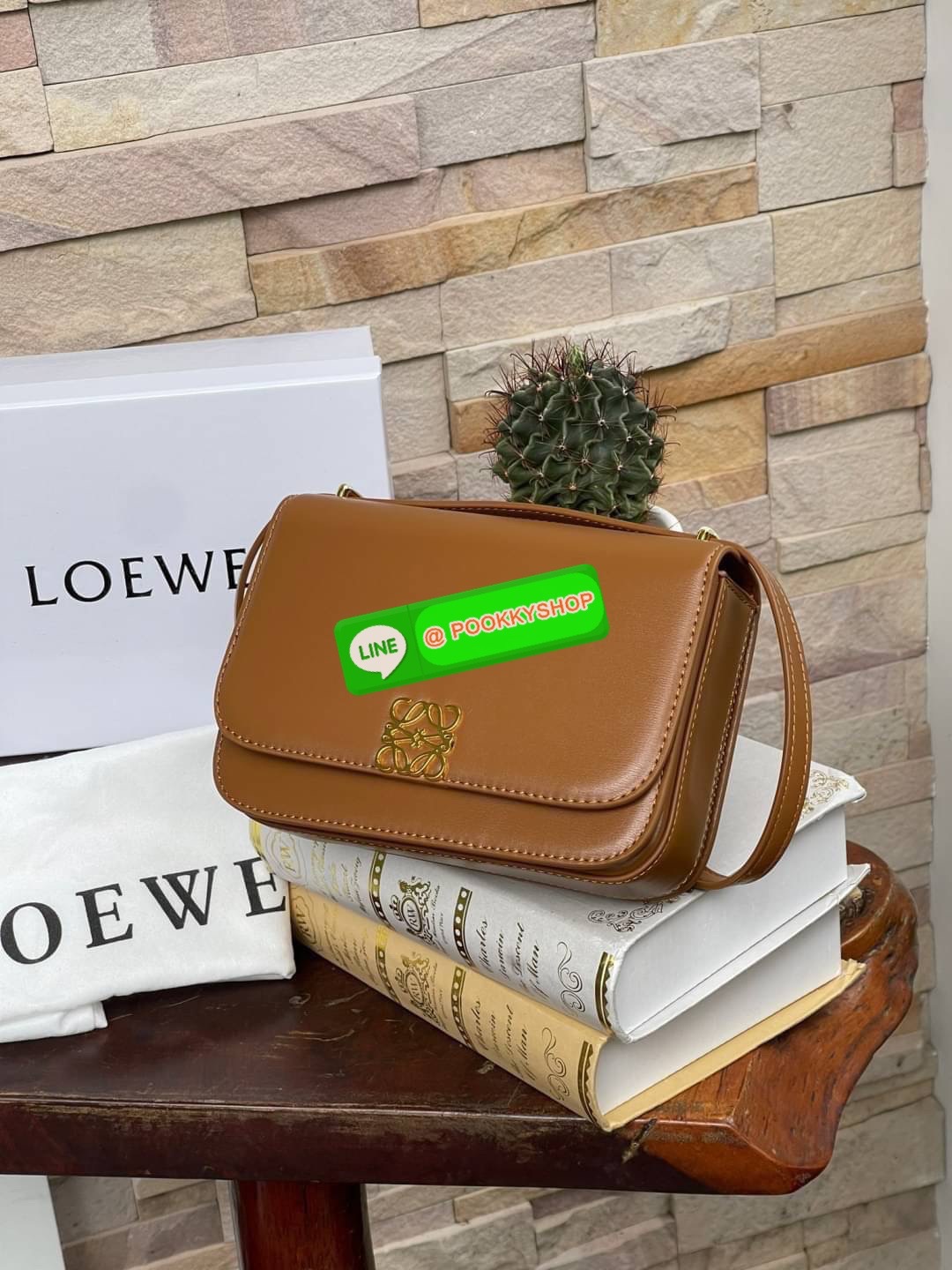 *small ðLOEWE Goya anagram small leather shoulder bag āļĄāļēāļāļģāļāļ§āļēāļĄāļĢāļđāđāļāļąāļāļāļļāļāļāļĩāđāļāļĨāļāļāļ āļāļĢāļ°āđāļāđāļē GOYA āđāļāđāļāđāļĄāđāļāđāļŦāļĄāđāļĨāđāļēāļŠāļļāļāļāļēāļ Loewe āļāđāļ§āļĒāļĢāļđāļāļāļĢāļāļāļĨāđāļāļāļāļąāļāļāļĨāļēāļŠāļŠāļīāļāļāļĩāđāļĄāļēāļāļĢāđāļāļĄāļĢāļēāļĒāļĨāļ°āđāļāļĩāļĒāļāļāļąāļāļāđāļēāļāđāļāļŦāļē āļāđāļ§āļĒāļĢāļđāļāļāļĢāļāļāđāļāļāļŠāļļāļāļāļĨāļēāļŠāļŠāļīāļ āļāļĢāđāļāļĄāđāļāļĢāļāļŠāļĢāđāļēāļāļāļĩāđāļāļ°āļāļąāļāļĢāļąāļāđāļāļĩāđāļĒāļĄāđāļāļāđāļ§āļĒāļŠāđāļāđāļŦāđāļ