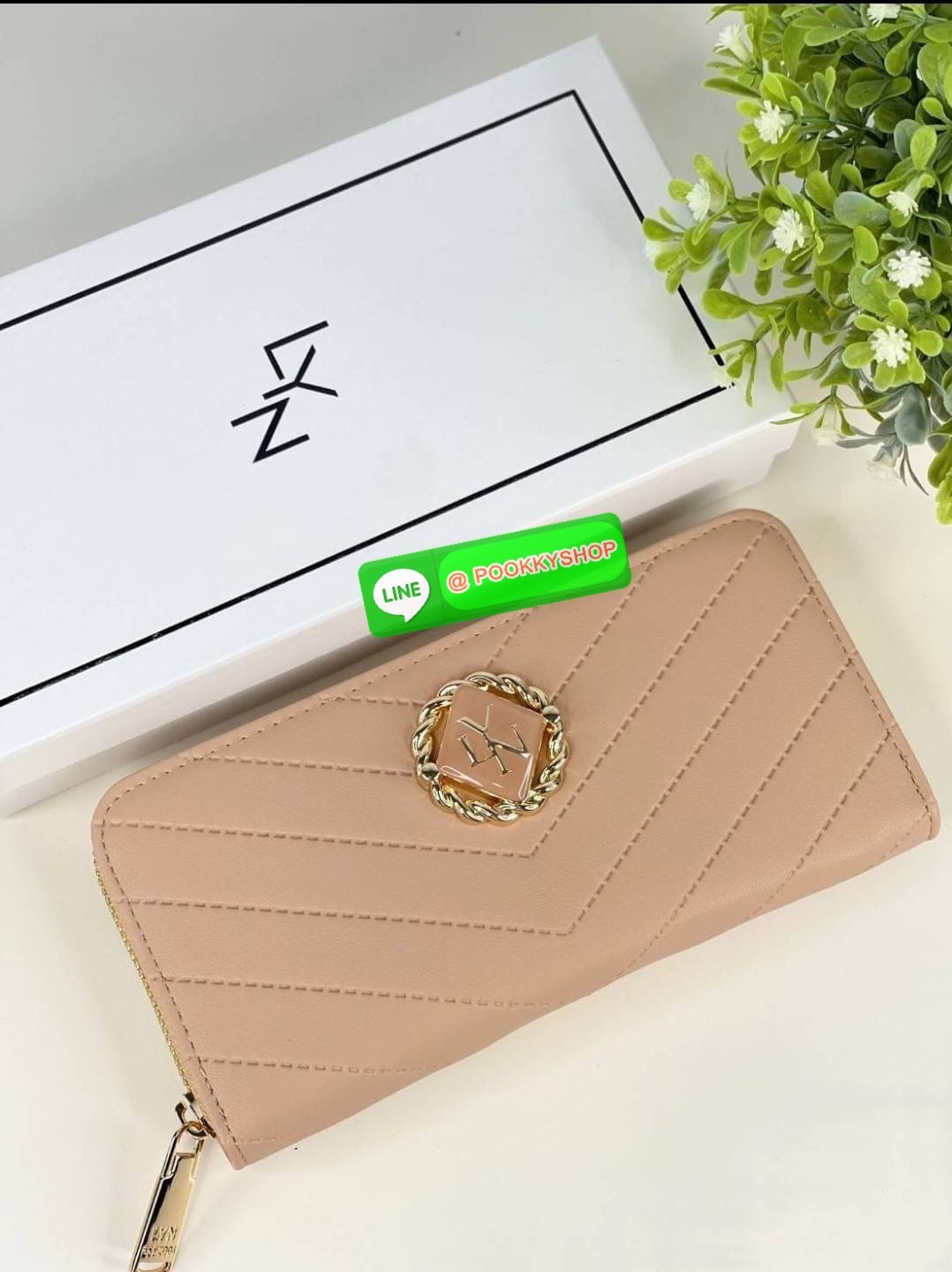 LYN แท้ Outlet กระเป๋าสตางค์ใบยาว เปิดปิดด้วยซิปรอบ