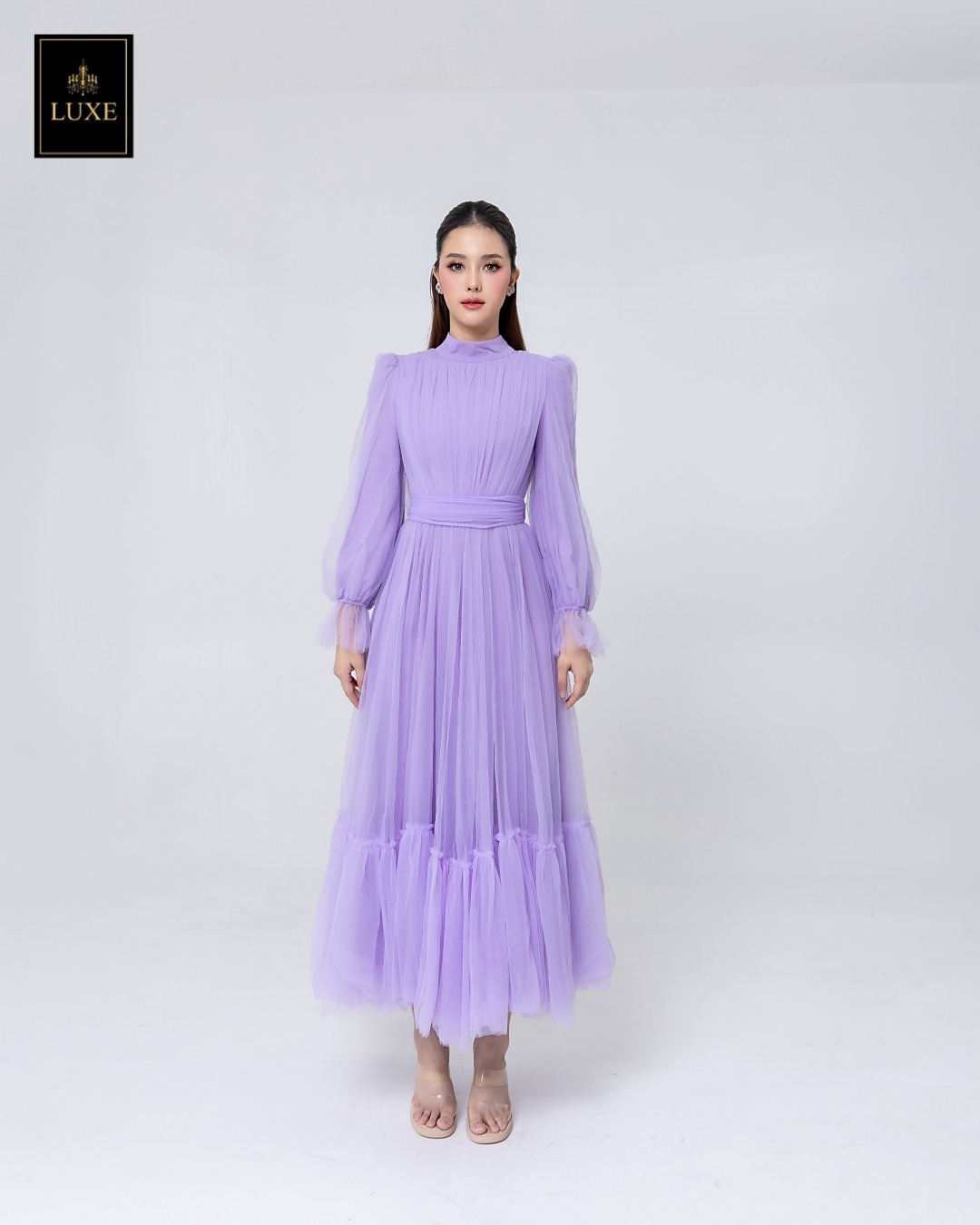 เดรสแฟชั่น แม็กซี่เดรสเสื้อคอปีนแขนยาว กระโปรงบานต่อชายรูดระบายรอบตัว มีโบว์ผูกเอว