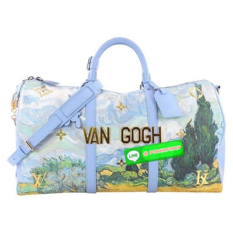 LV×Jeff koons van gogh keepall travel bag 🔆 Details ใหม่ล่าสุด กระเป๋าเดินทางสุดคลาสสิค ไซส์ใหญ่จุใจ ไอเท็มที่จะทำให้การเดินทางไม่ธรรมดาอีกต่อไป ด้วยดีเทลความเป็นเอกลักษณ์ ลงลวดลายภาพวาดโดดเด่นไม่ซ้ำใคร เปิด-ปิดด้วยซิปแน่นหนา มีกุญแจล็อคได้ มีสายส