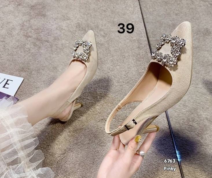 SALE ลดกระหน่ำเคลียร์สต๊อก 390 ส่งฟรี ems เลยจ้า สินค้าใหม่ไม่มีตำหนิ