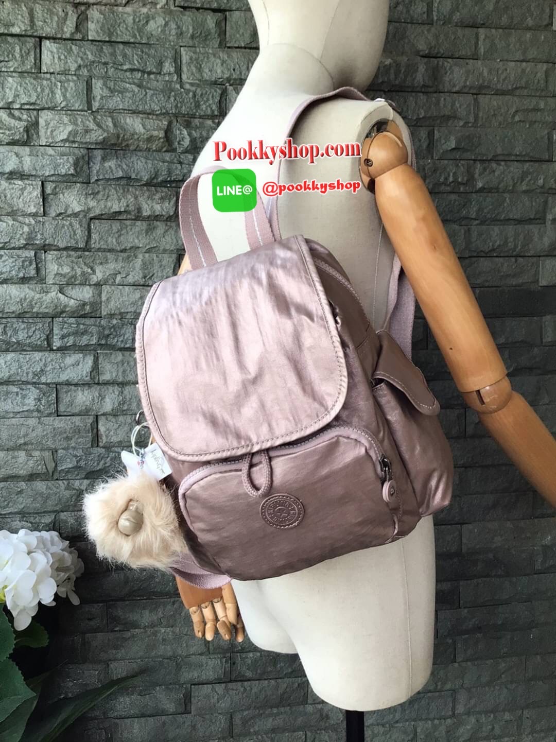 🚚 พร้อมส่ง 🚚 Kipling City Pack Mini Backpack รุ่น K12671 จาก Mayday collection วัสดุ Polyamide100% กันน้ำ แบ่งเป็น 3 ช่องการใช้งาน
