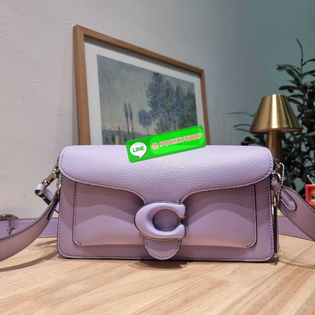 COACH CH735 TABBY SHOULDER BAG 26 🔆 Details ดีไซน์ใหม่ปี 2023 กับกระเป๋าสะพายไหล่สุดฮอต วินเทจย้อนยุค สวยคมชัด คลาสสิคใช้ได้ทุกลุค เปิด-ปิดด้วยแม่เหล็กในตัว รับรองแน่นหนา ด้านหลังมีช่องแยก ภายในเป็นช่องโล่ง ขนาดกำลังสวย มีสายสะพายมาให้ถึง 2 แบบ สา